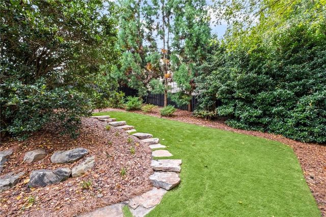 404 Greyfield Drive, Canton, GA 30115