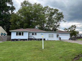 36 N Linda Street, Hobart, IN 46342