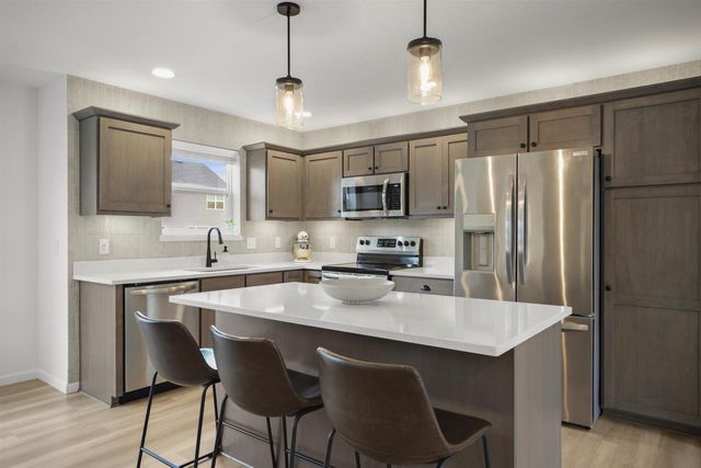 431 Hercules Trail, Madison, WI 53718