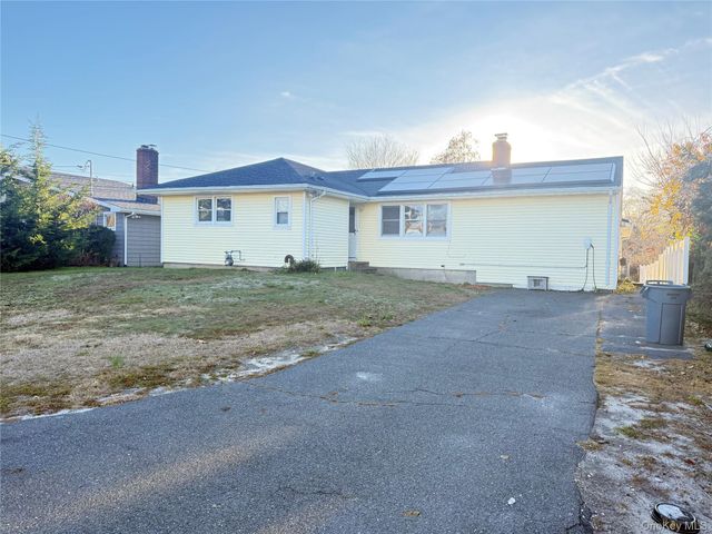50 W Lake Drive, Patchogue, NY 11772