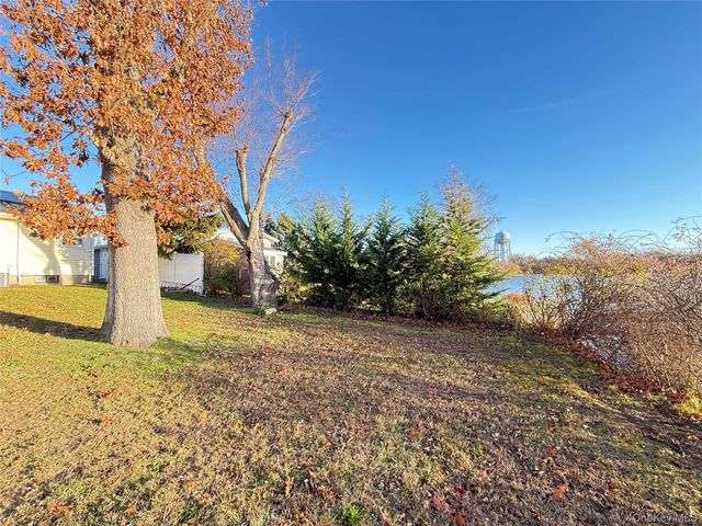 50 W Lake Drive, Patchogue, NY 11772