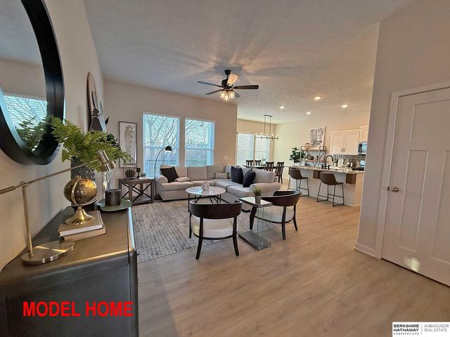 16663 Locust Street, Omaha, NE 68116