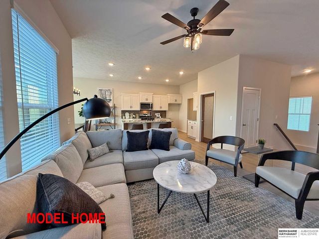 16663 Locust Street, Omaha, NE 68116