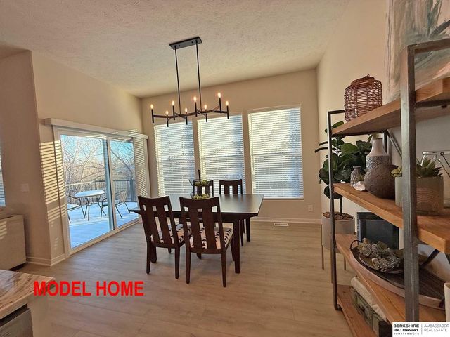 16663 Locust Street, Omaha, NE 68116