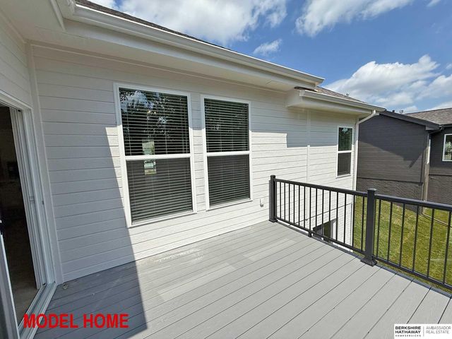 16663 Locust Street, Omaha, NE 68116