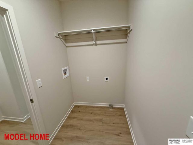 16663 Locust Street, Omaha, NE 68116