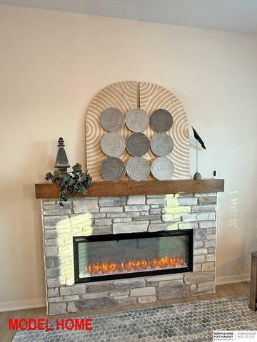 16663 Locust Street, Omaha, NE 68116