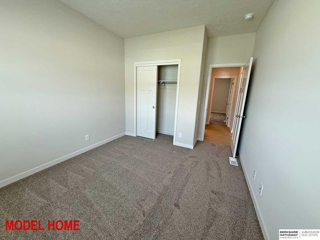 16663 Locust Street, Omaha, NE 68116