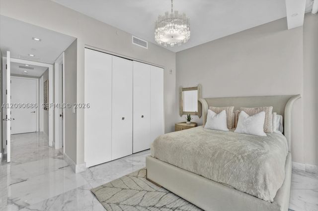 16901 Collins Ave 803, Sunny Isles Beach, FL 33160