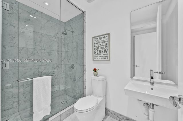 16901 Collins Ave 803, Sunny Isles Beach, FL 33160