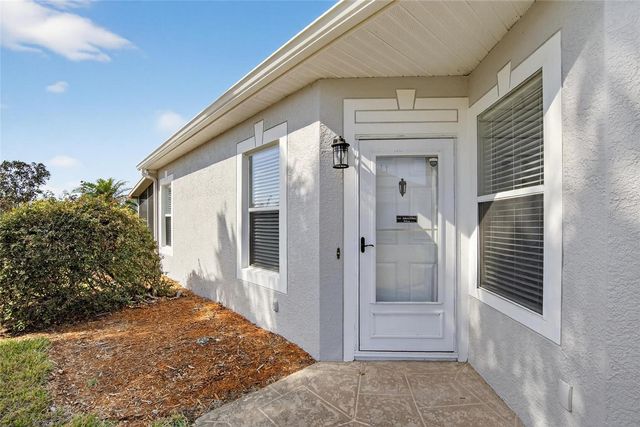 7403 SURREY WOOD LANE, Apollo Beach, FL 33572