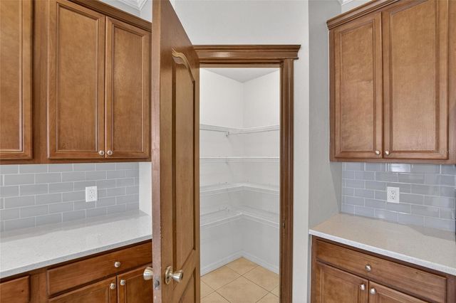 7403 SURREY WOOD LANE, Apollo Beach, FL 33572