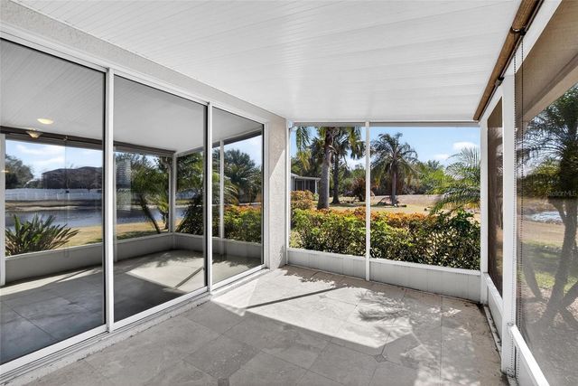 7403 SURREY WOOD LANE, Apollo Beach, FL 33572