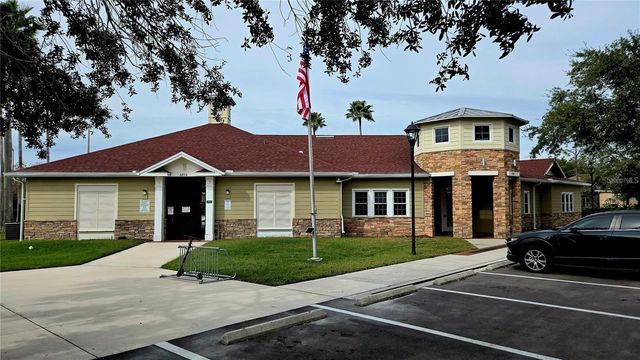 7403 SURREY WOOD LANE, Apollo Beach, FL 33572