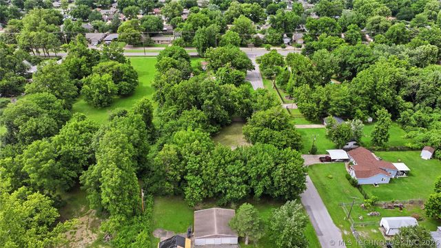 6120 S Trenton Avenue, Tulsa, OK 74136