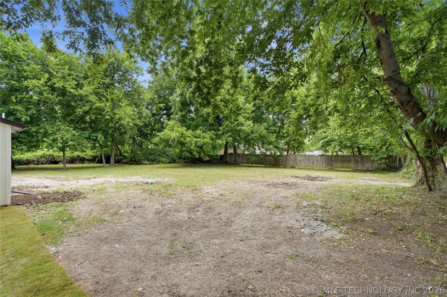 6120 S Trenton Avenue, Tulsa, OK 74136