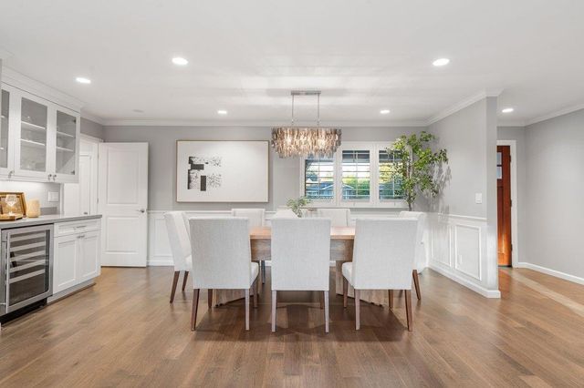 1567 Siesta Drive, Los Altos, CA 94024
