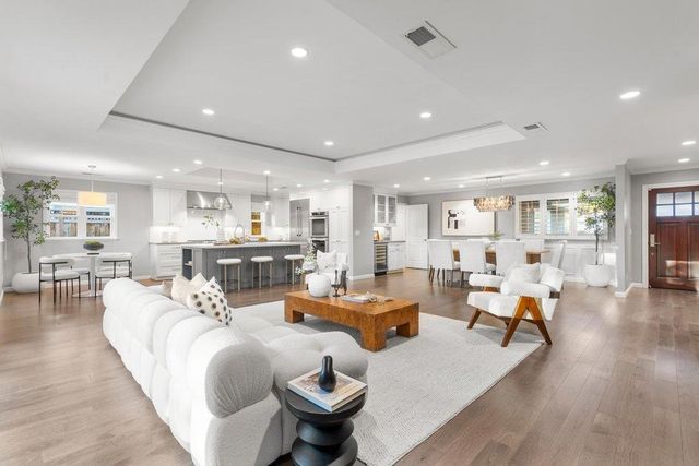 1567 Siesta Drive, Los Altos, CA 94024