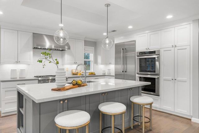 1567 Siesta Drive, Los Altos, CA 94024