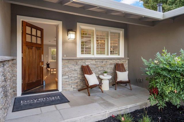 1567 Siesta Drive, Los Altos, CA 94024