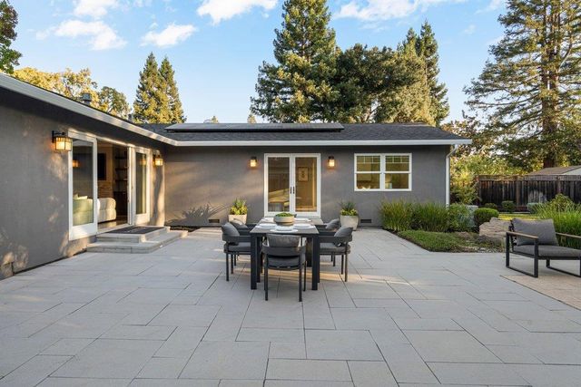 1567 Siesta Drive, Los Altos, CA 94024