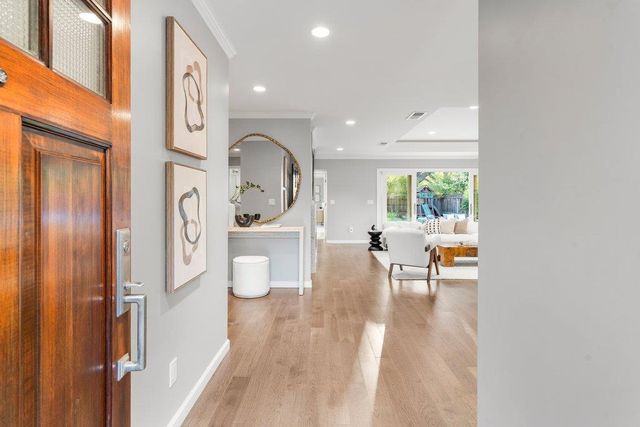 1567 Siesta Drive, Los Altos, CA 94024