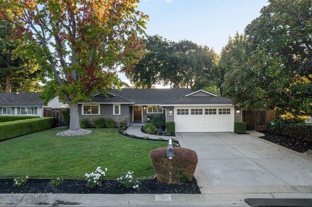 1567 Siesta Drive, Los Altos, CA 94024