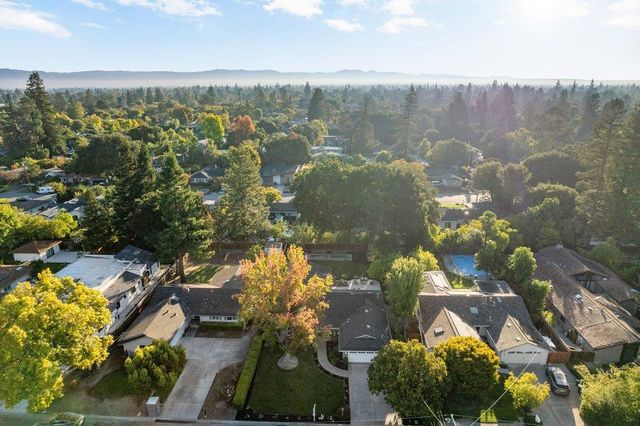 1567 Siesta Drive, Los Altos, CA 94024