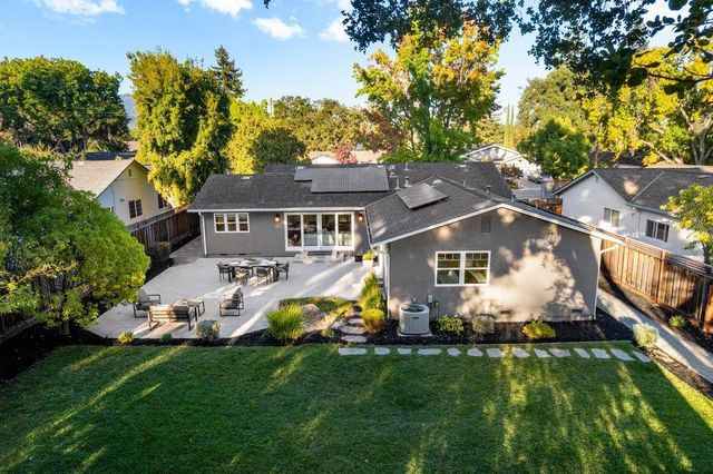 1567 Siesta Drive, Los Altos, CA 94024