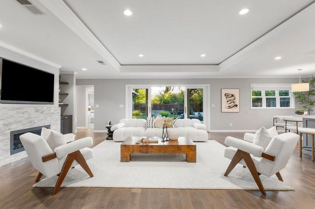 1567 Siesta Drive, Los Altos, CA 94024