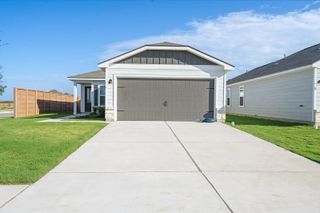 129 Paria CT, Jarrell, TX 76537