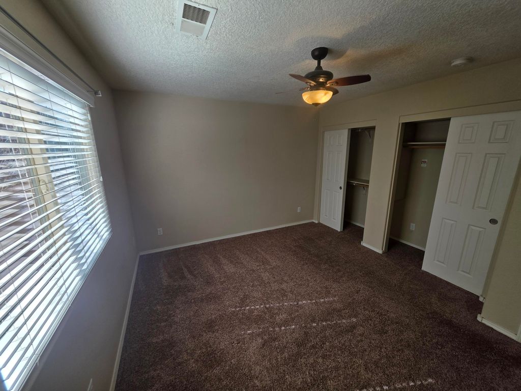 Image 4 of property listing at 2528 Pelizzano Drive SE, Albuquerque, NM 87124