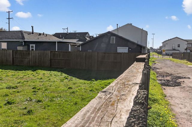 249 S 13Th St, Richmond, CA 94804