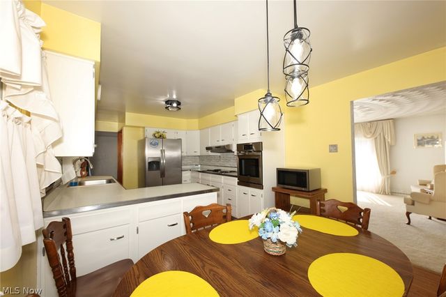 6291 Veterans Boulevard, Chester, WV 26034