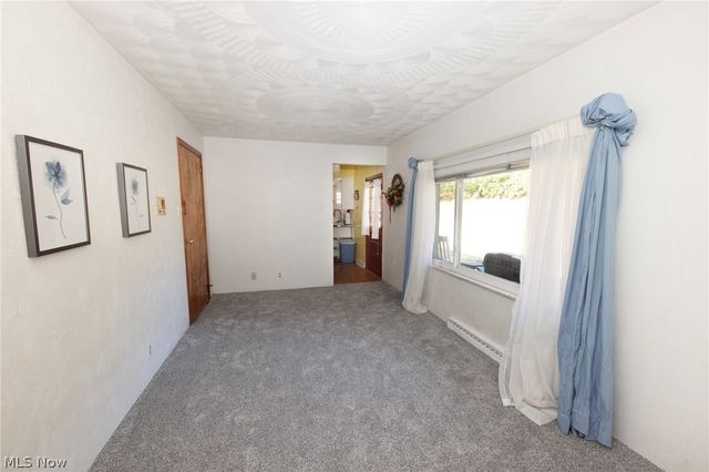 6291 Veterans Boulevard, Chester, WV 26034