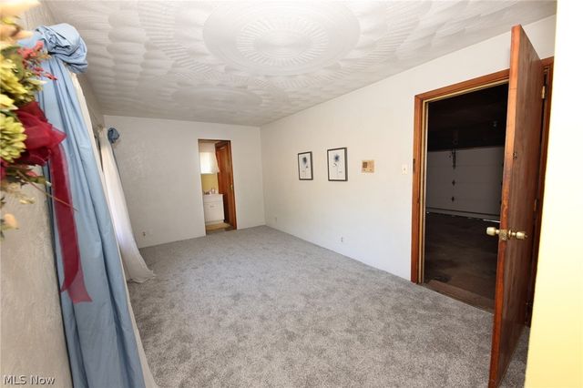 6291 Veterans Boulevard, Chester, WV 26034