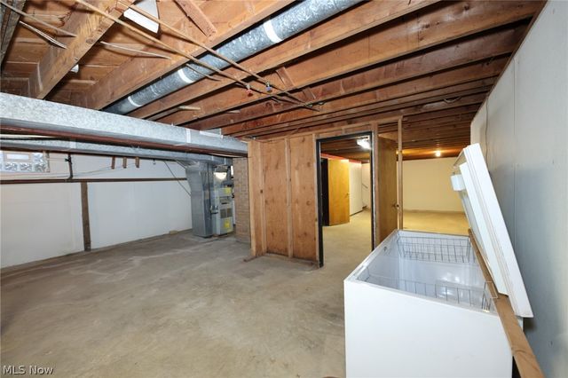 6291 Veterans Boulevard, Chester, WV 26034