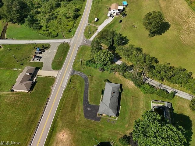 6291 Veterans Boulevard, Chester, WV 26034