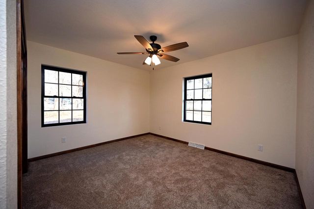 2115 Genesee STREET, Delafield, WI 53018