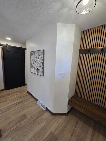 2115 Genesee STREET, Delafield, WI 53018