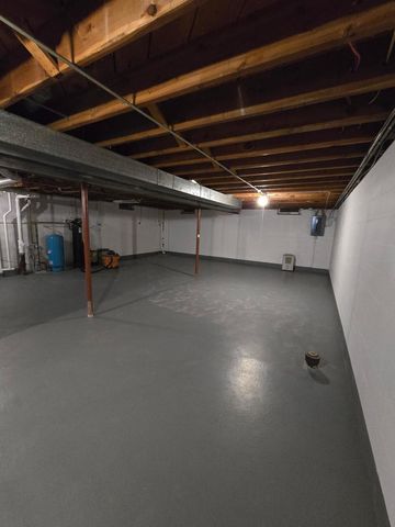 2115 Genesee STREET, Delafield, WI 53018