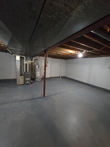 2115 Genesee STREET, Delafield, WI 53018