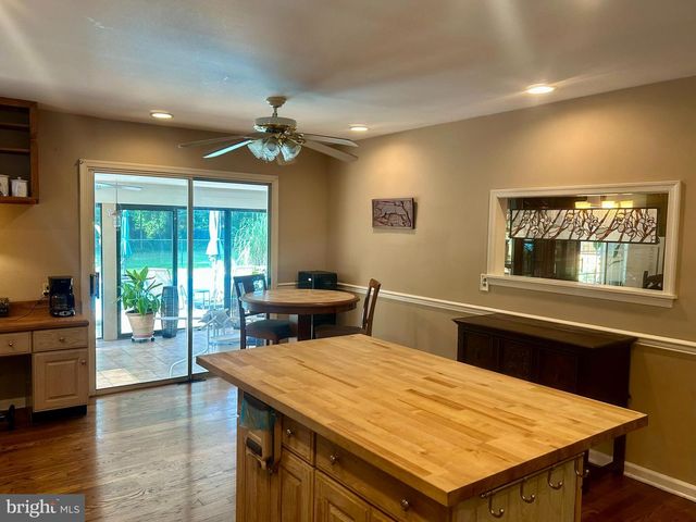 100 S SHORE DR, Dover, DE 19901