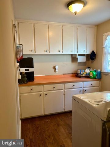 100 S SHORE DR, Dover, DE 19901