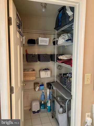 100 S SHORE DR, Dover, DE 19901