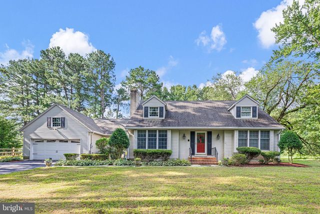 100 S SHORE DR, Dover, DE 19901