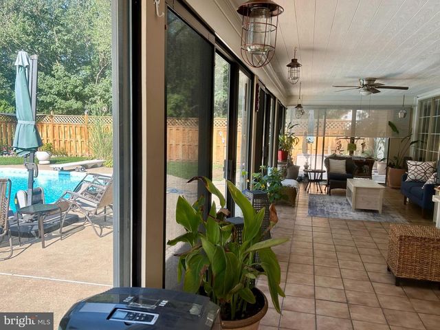 100 S SHORE DR, Dover, DE 19901