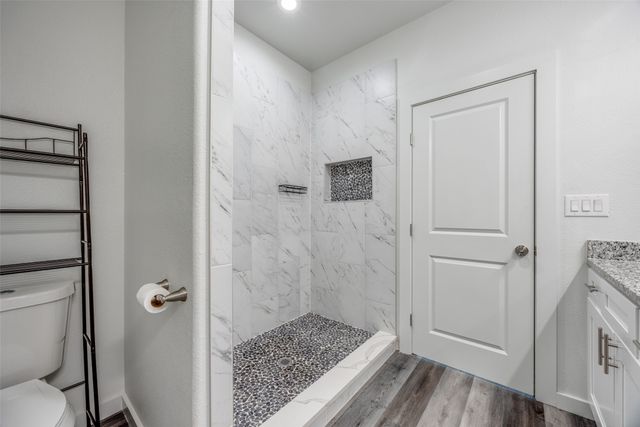 924 W Collins Street, Denison, TX 75020