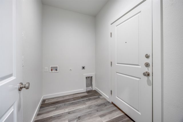 924 W Collins Street, Denison, TX 75020