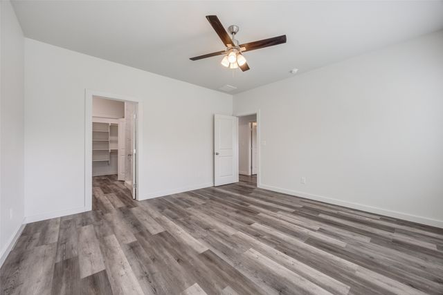 924 W Collins Street, Denison, TX 75020